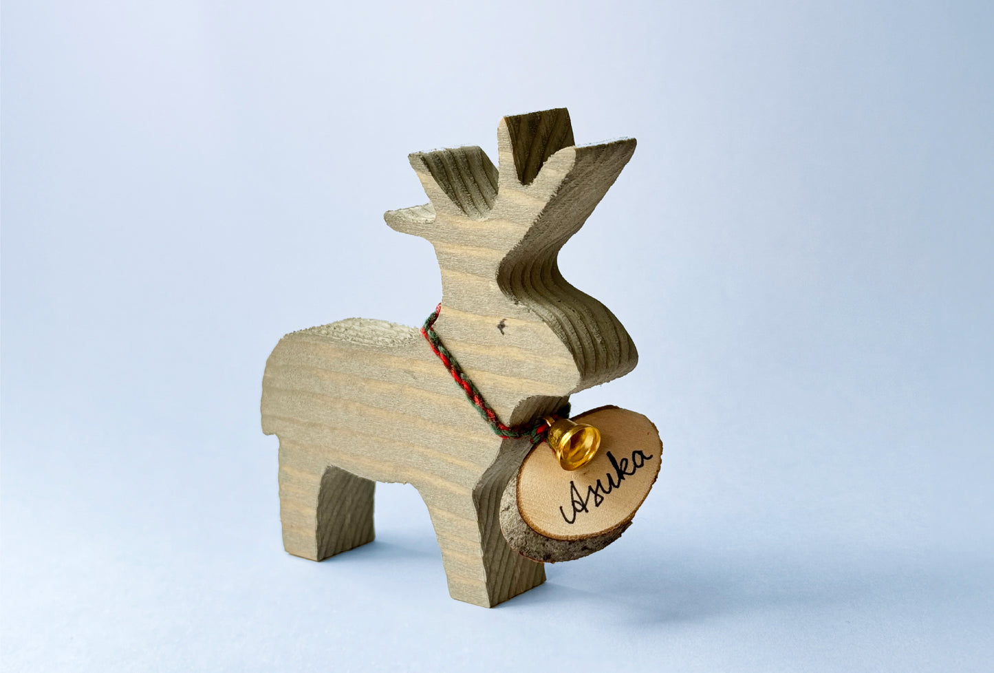 名前入り トナカイの木工工芸品